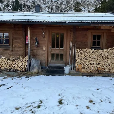 Dom wakacyjny Rustic Hut Salzburg Near Slopes *