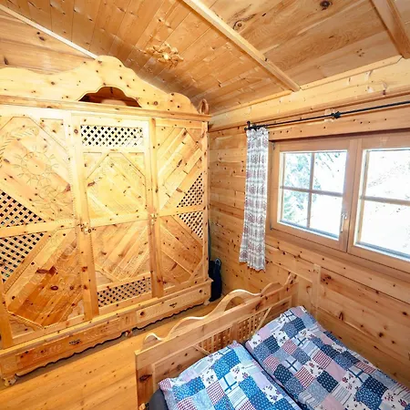 Rustic Hut Salzburg Near Slopes Feriehus